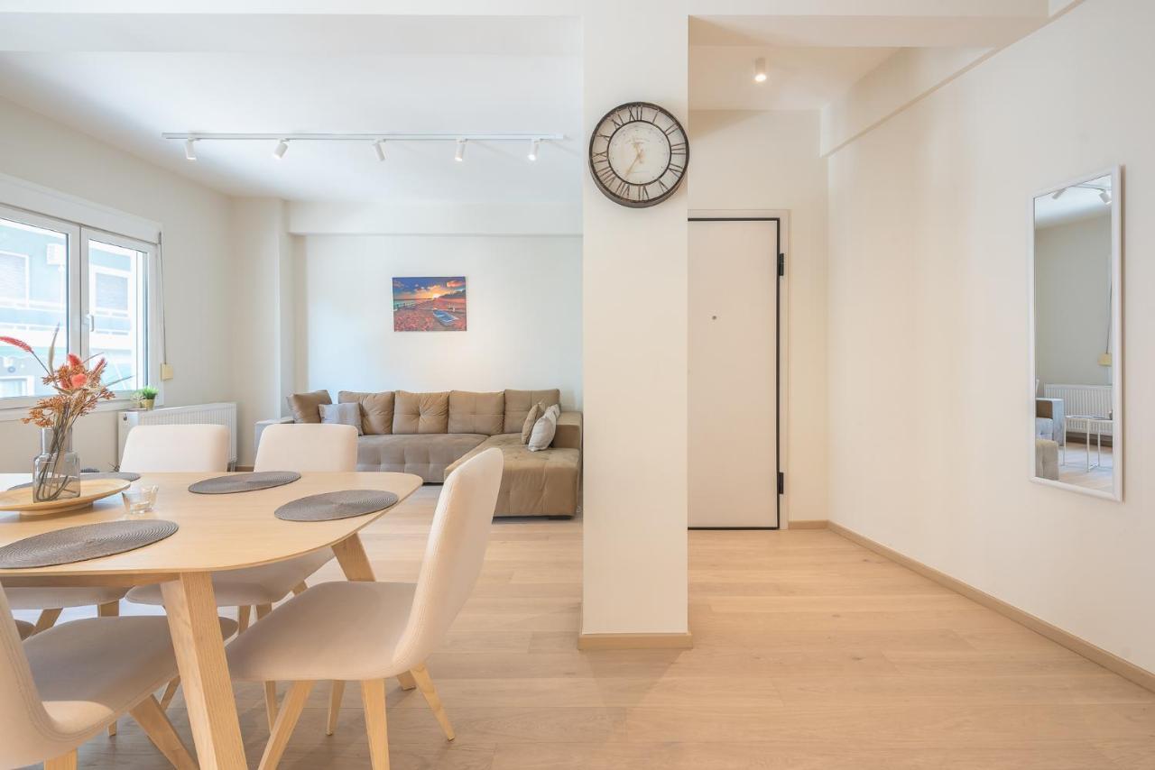 Stylish 2Bdr Apt By Acropolis Athén Kültér fotó