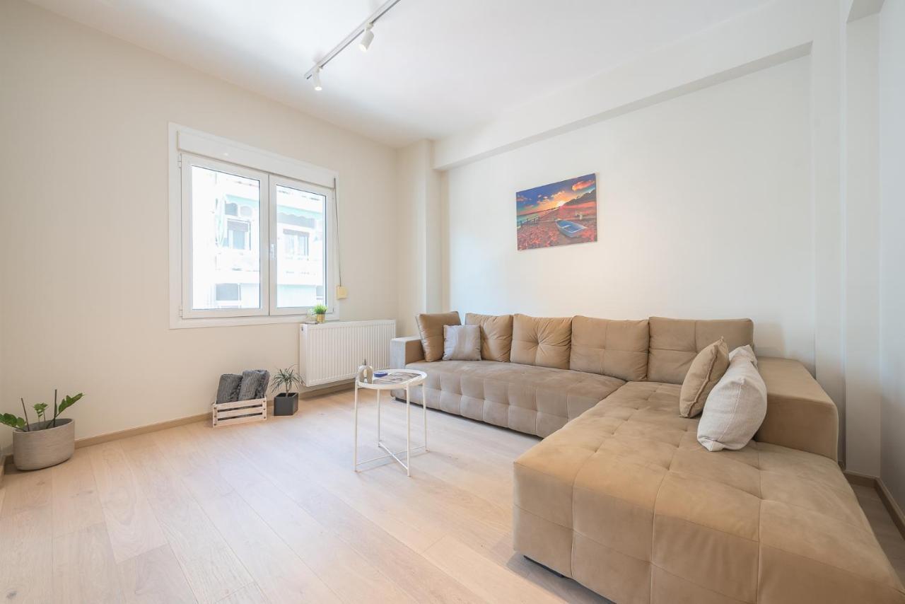 Stylish 2Bdr Apt By Acropolis Athén Kültér fotó