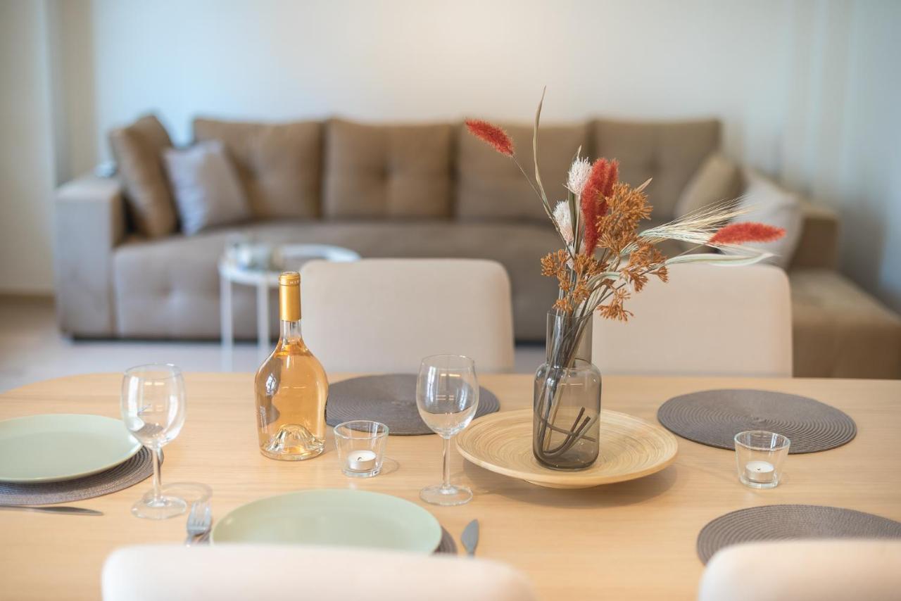 Stylish 2Bdr Apt By Acropolis Athén Kültér fotó
